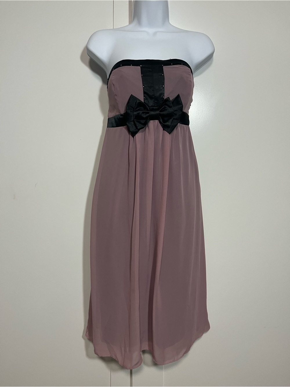 Strapless Lavendar Chiffon Dress Black Bow Accent Size 10 Formal Prom Cocktail - Picture 2 of 9